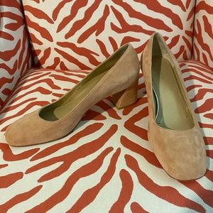 Stuart weitzman heeled pumps